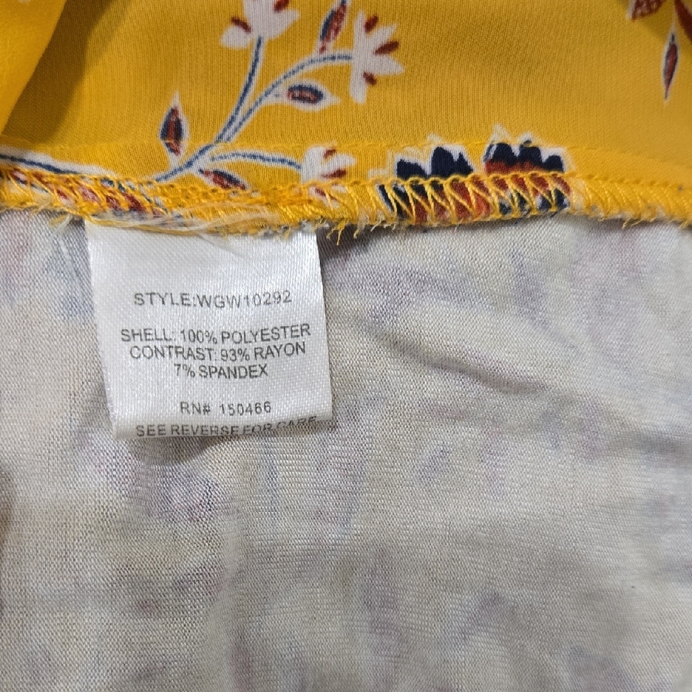 Market & Spruce Mustard Floral Blouse - Picture 8 of 13